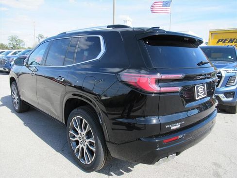 New 2026 GMC Acadia Denali Ultimate FWD image 4