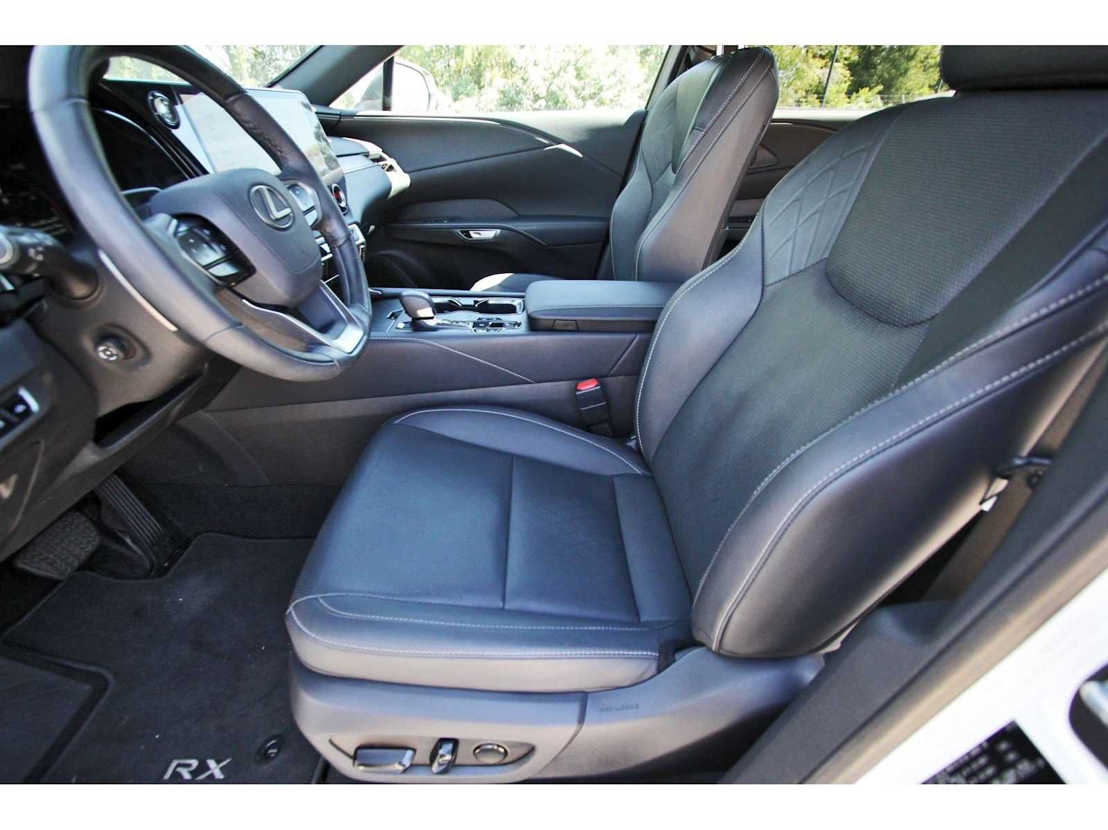 Used 2025 Lexus RX 350 Premium Plus w/ Convenience Package AWD/4WD image 11