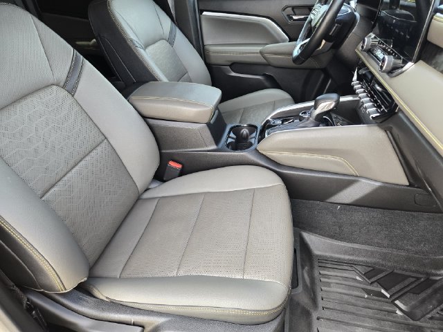 Certified 2024 Chevrolet Colorado ZR2 w/ ZR2 Convenience Package III AWD/4WD image 15