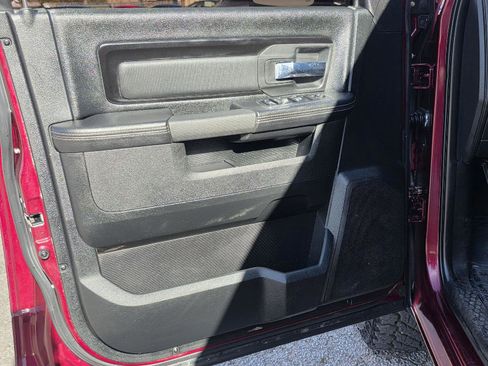 Used 2017 RAM 1500 Rebel w/ Luxury Group image 39