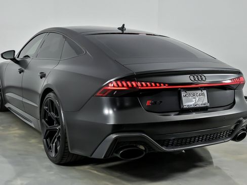 Used 2024 Audi RS 7 Performance AWD/4WD image 10