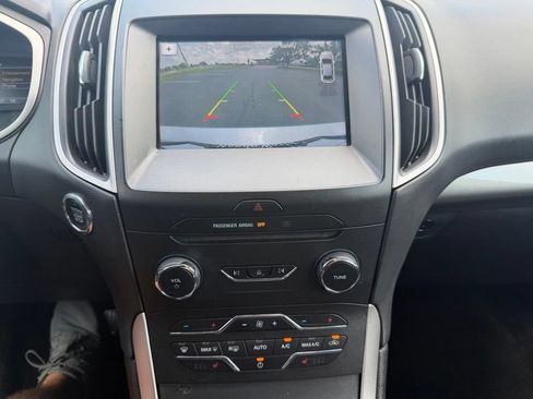Used 2017 Ford Edge SEL w/ Equipment Group 201A AWD/4WD image 21