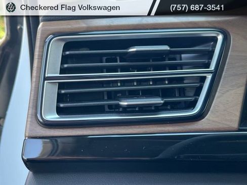 New 2026 Volkswagen Atlas SE image 29