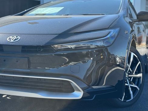 New 2026 Toyota Prius XSE image 4