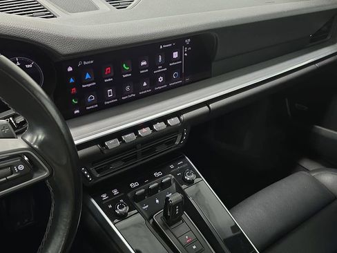 Certified 2022 Porsche 911 Carrera RWD image 15