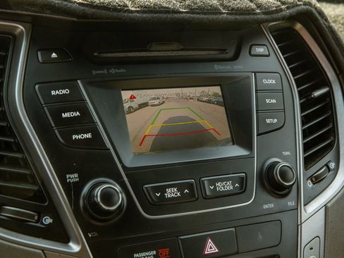 Used 2015 Hyundai Santa Fe Sport 2.0T AWD/4WD image 12
