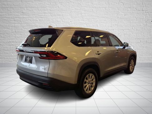 Certified 2025 Toyota Grand Highlander AWD image 6