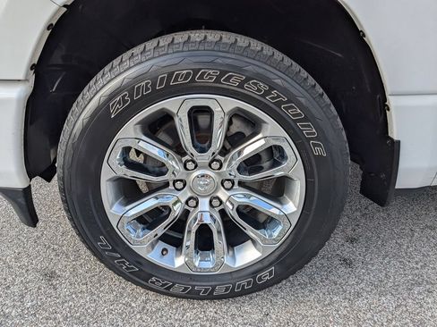 Used 2023 RAM 1500 Laramie AWD/4WD image 21