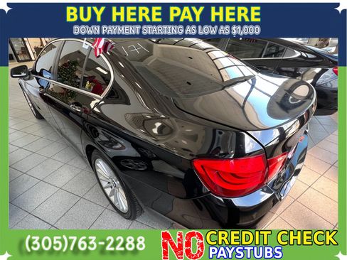 Used 2012 BMW 535i xDrive Sedan AWD/4WD image 6