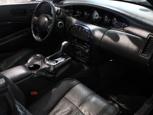 Used 2001 Chrysler Prowler RWD image 8