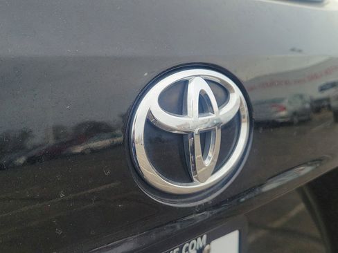 Used 2022 Toyota Highlander XSE AWD/4WD image 6