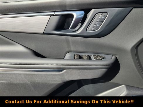 New 2026 Buick Enclave Preferred image 17