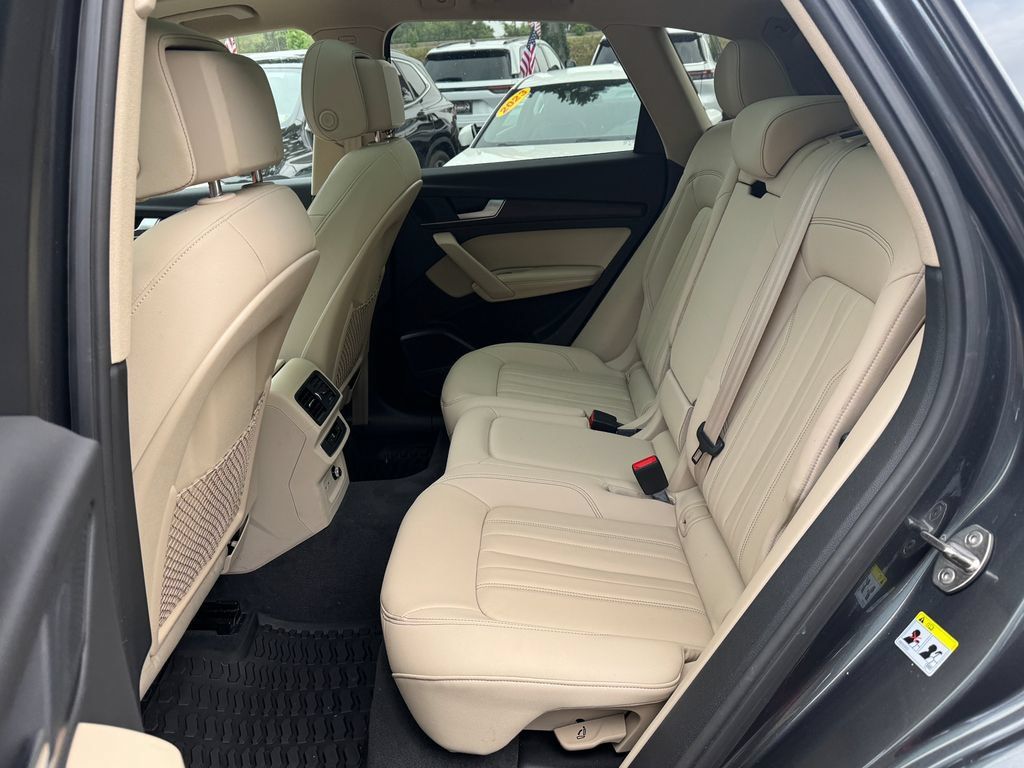 Used 2022 Audi Q5 2.0T Premium Plus AWD/4WD image 37
