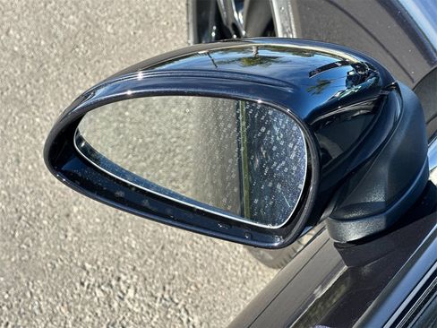 Used 2015 Porsche 911 Carrera 4S image 9