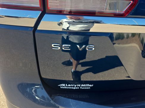 Used 2021 Volkswagen Atlas SE w/ Panoramic Sunroof Package image 24