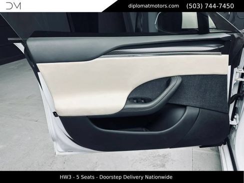 Used 2022 Tesla Model S Plaid AWD/4WD image 24