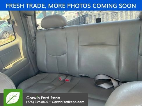 Used 2004 Chevrolet Silverado 2500 LT AWD/4WD image 12
