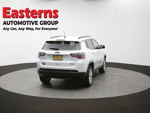 Used 2024 Jeep Compass Latitude AWD/4WD image 37