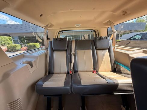 Used 2009 Ford Expedition EL Eddie Bauer RWD image 12