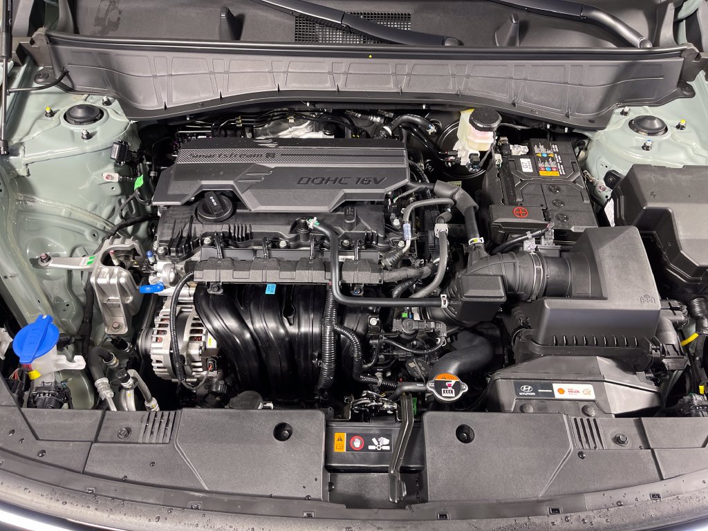 New 2027 Hyundai Kona SEL Sport FWD image 9