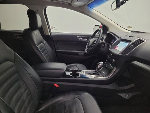 Used 2018 Ford Edge SEL w/ Equipment Group 201A AWD/4WD image 21