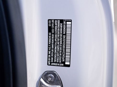 Used 2024 Porsche 911 GT3 w/ Extended Leather Package RWD image 19
