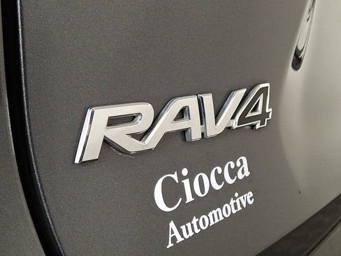 Used 2021 Toyota RAV4 XLE w/ Convenience Package AWD/4WD image 30