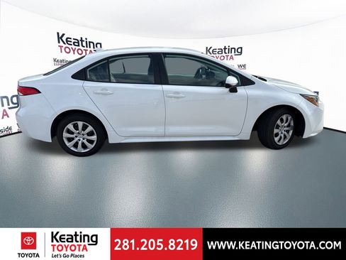 Certified 2025 Toyota Corolla LE image 9