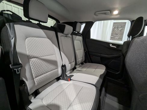 Used 2023 Ford Escape Active w/ Tech Pack #2 image 10