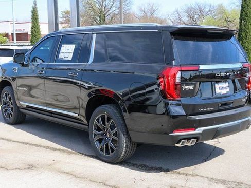 New 2026 GMC Yukon XL Denali w/ Denali Reserve Package AWD/4WD image 5