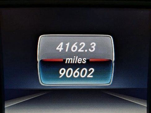 Used 2016 Mercedes-Benz CLA 250 image 10