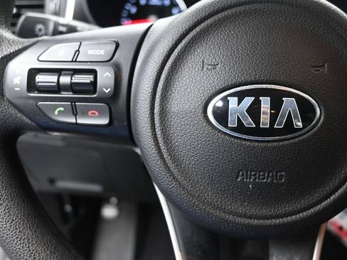 Used 2018 Kia Sorento FWD image 15