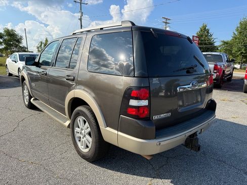 Used 2006 Ford Explorer Eddie Bauer RWD image 5