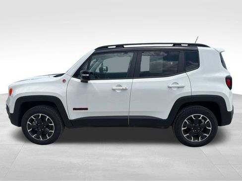 Used 2023 Jeep Renegade Trailhawk AWD/4WD image 9