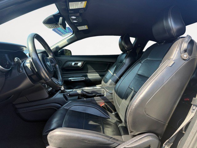 Used 2019 Ford Mustang GT Premium w/ Equipment Group 401A RWD image 2