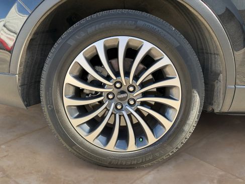 Used 2022 Lincoln Aviator Reserve w/ Elements Package Plus RWD image 22