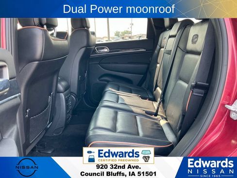 Used 2013 Jeep Grand Cherokee Overland Summit AWD/4WD image 17