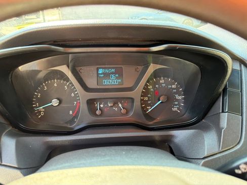 Used 2016 Ford Transit 250 130 Medium Roof RWD image 19