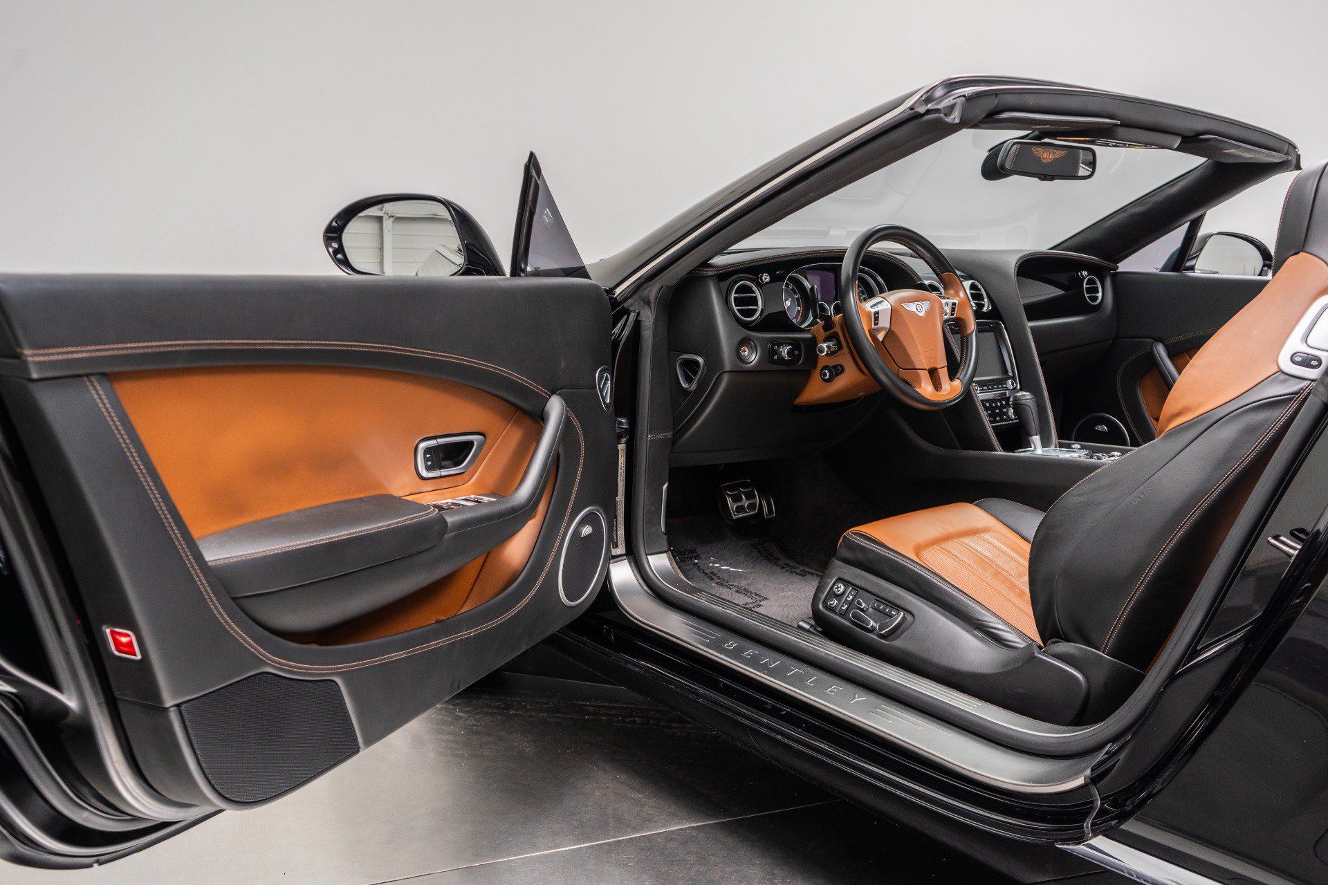 Used 2014 Bentley Continental GT AWD/4WD image 23