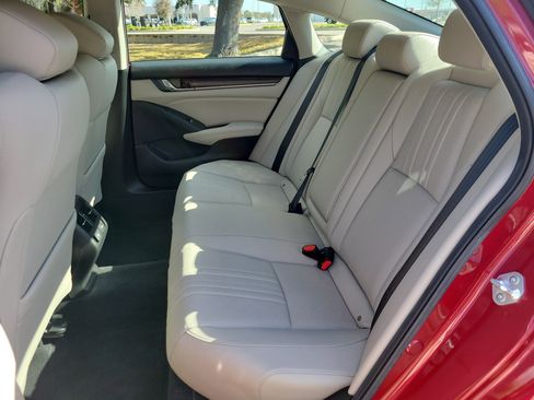 Used 2022 Honda Accord EX-L image 16