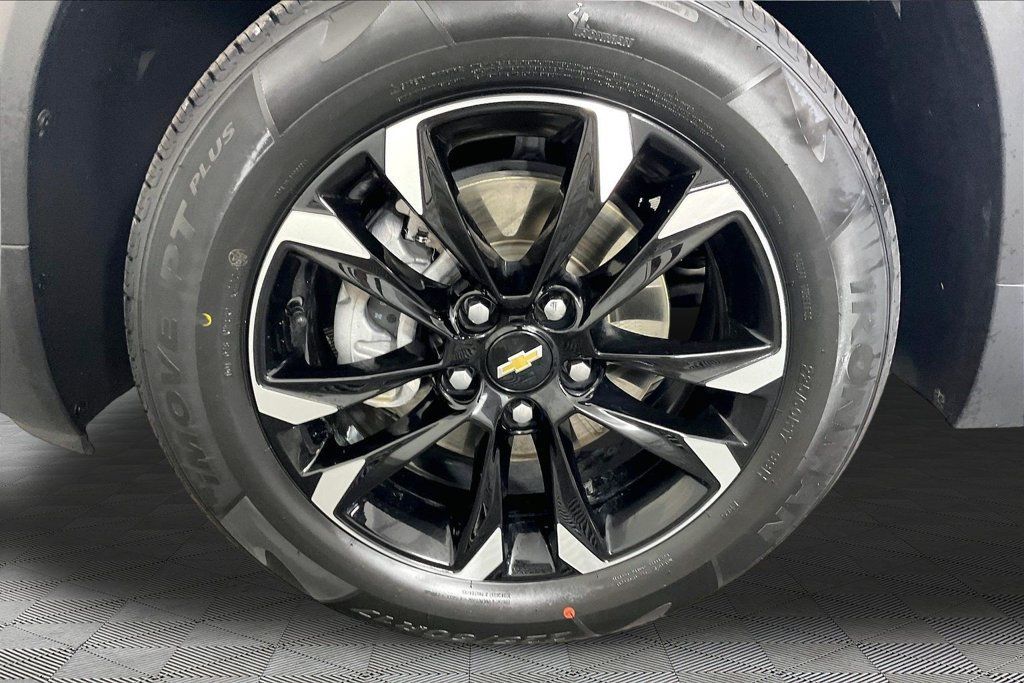 Used 2023 Chevrolet TrailBlazer LT w/ Convenience Package FWD image 29