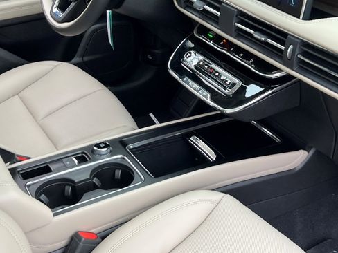 New 2026 Lincoln Corsair Grand Touring image 10