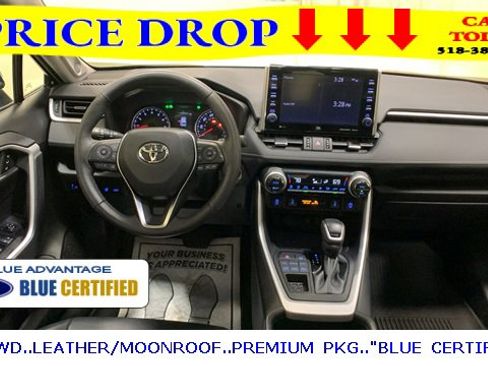 Used 2022 Toyota RAV4 XLE Premium image 26