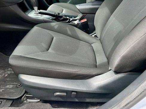Used 2022 Subaru Impreza 2.0i Premium AWD/4WD image 14