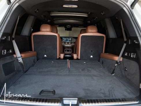 Used 2024 Mercedes-Benz GLS 450 4MATIC w/ AMG Line Exterior image 11