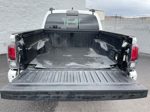 Used 2022 Toyota Tacoma TRD Pro image 11