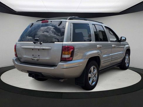 Used 2004 Jeep Grand Cherokee Limited w/ Trailer Tow Group IV AWD/4WD image 8
