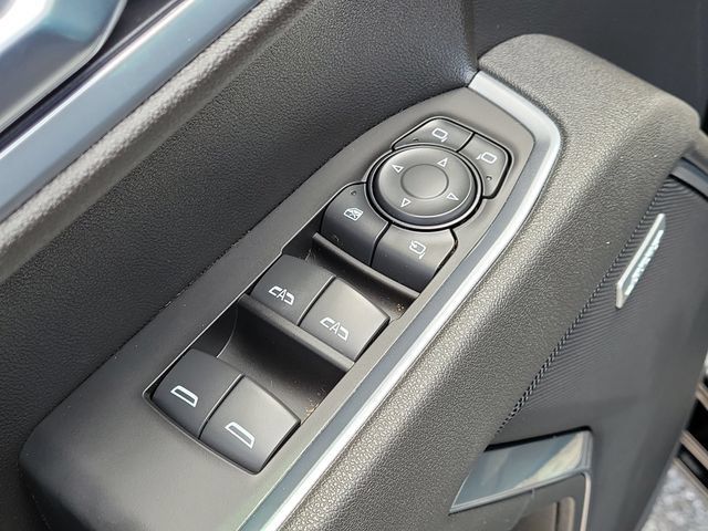 Used 2025 Chevrolet Silverado 1500 LTZ w/ LTZ Premium Package AWD/4WD image 19