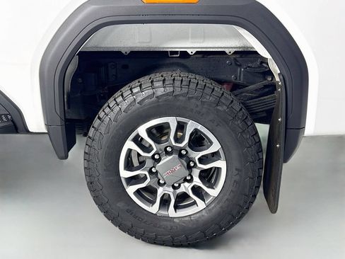 Used 2024 GMC Sierra 3500 SLE w/ SLE Convenience Package AWD/4WD image 31