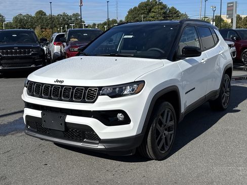 New 2026 Jeep Compass Limited image 3